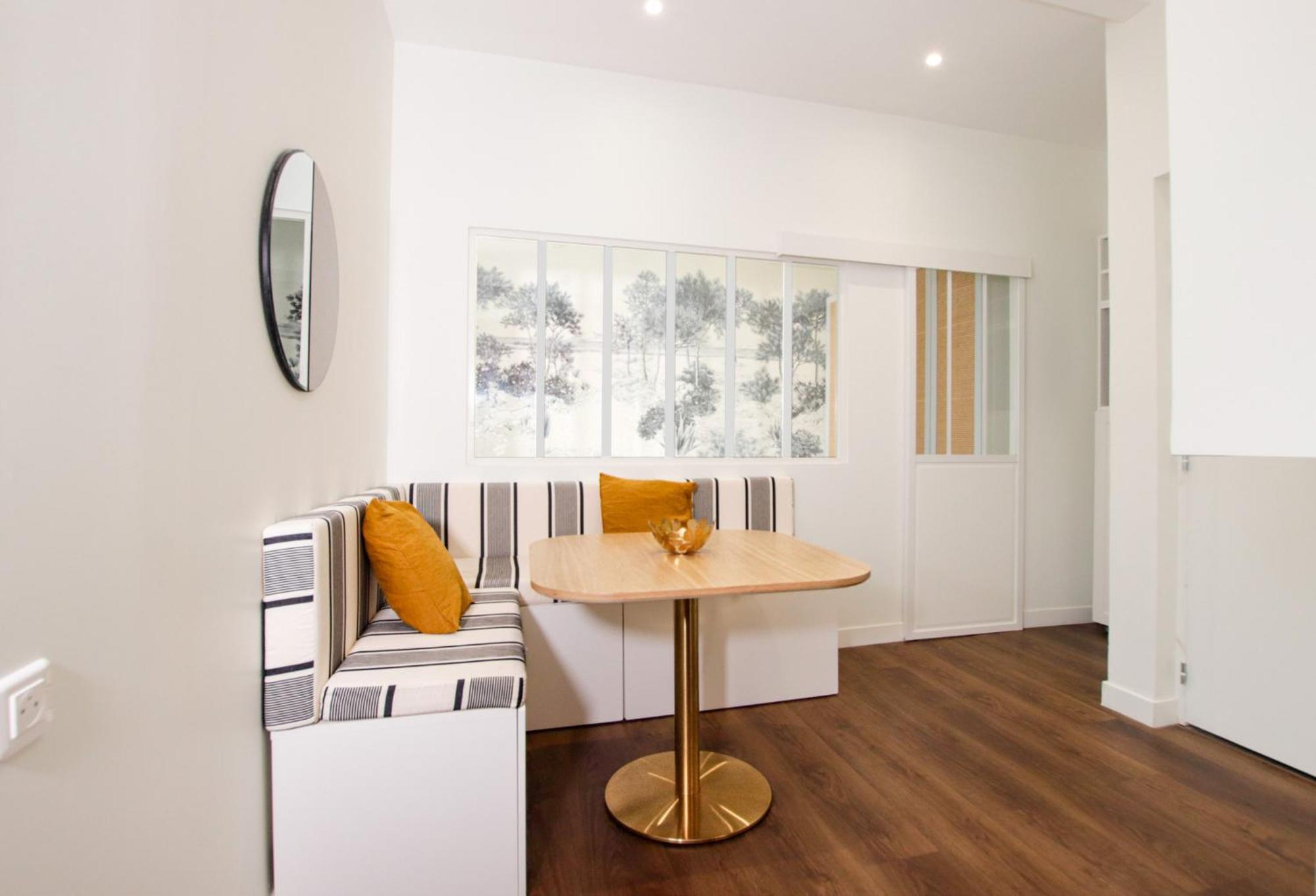 Bel appartement, offrant calme et luminosité, proche Côte des Basques Biarritz Exterior foto
